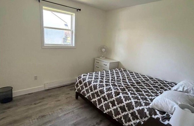 Charming 2-bedroom duplex with AC, WiFi in peaceful Summerside