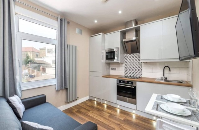 Charming 2 bedroom flat in Plumstead