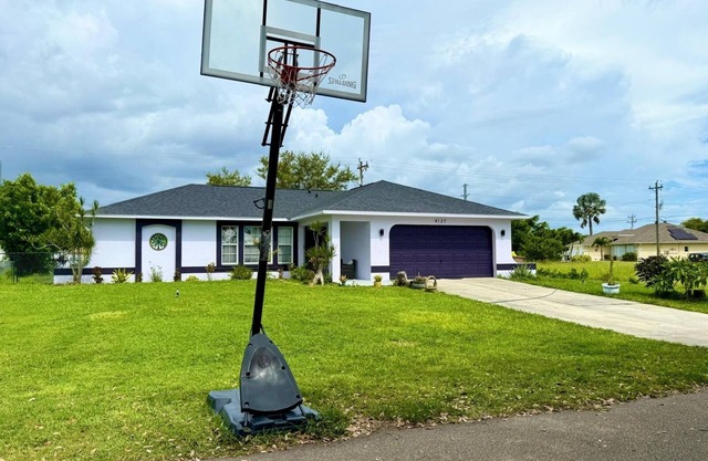 Charming 2-bedroom house in Cape Coral