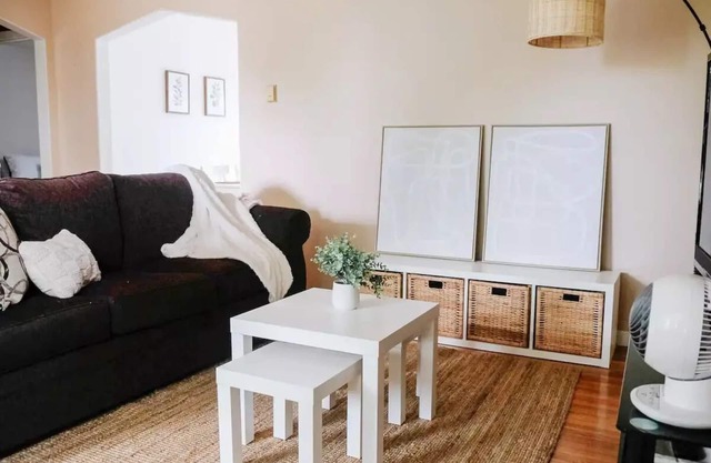 Charming 2-bedroom home in quiet neighborhood
