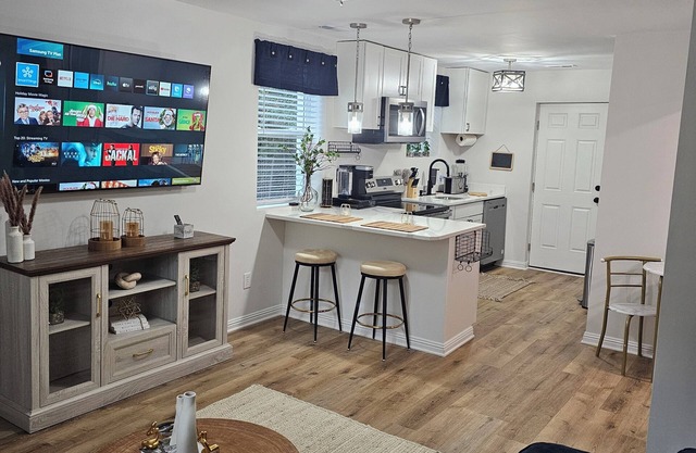 Charming 2-bedroom house with AC, WiFi in superb Columbia