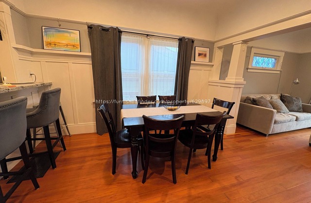 Charming 2-bedroom house in historic Point Richmond