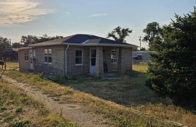 Charming 2-bedroom house with WiFi, AC in delightful Haigler