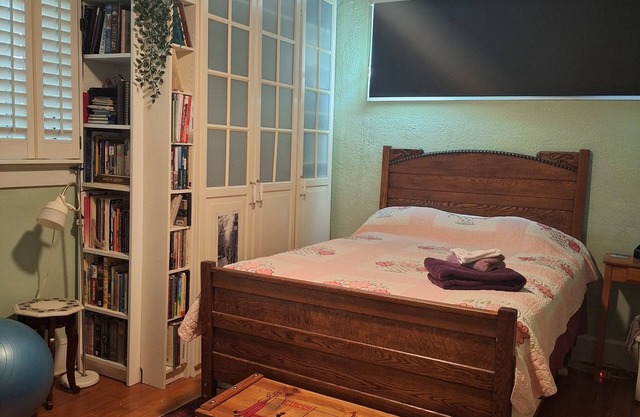 Charming 2-bedroom house with Orlando in a beautiful and safe neighborhood