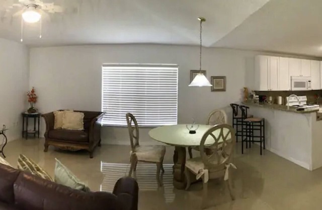 Charming 2-bedroom house with WiFi and AC in peaceful Sebring