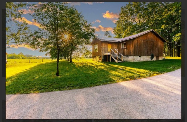 Charming 2-bedroom house in Hico, with bonus room