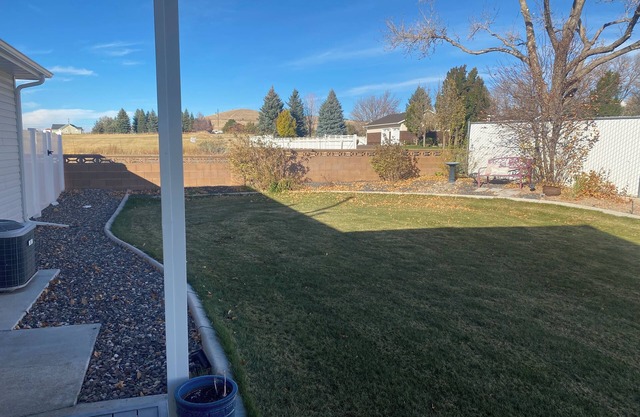 Charming 2-bedroom house in Beaver with AC, WiFi. Enjoy your stay