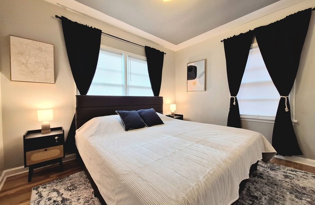 Charming 2-bedroom house with WiFi, AC in delightful Boise close to downtown