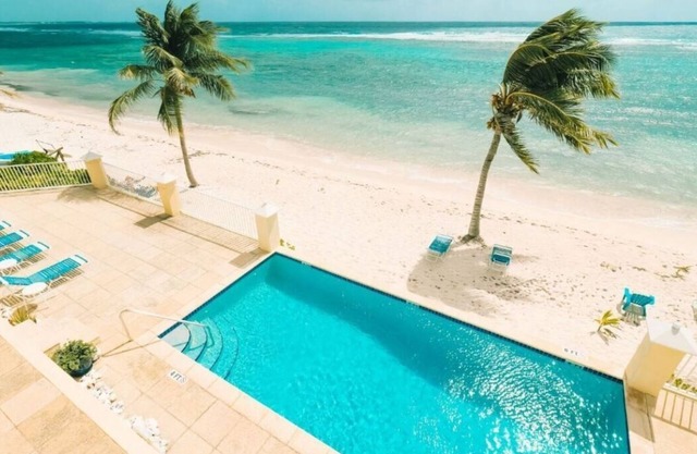 Charming 2-bedroom beachfront condo in serene Bodden Town
