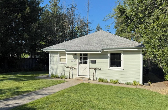 Charming 2-bedroom monthly rental near Yountville