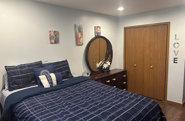 Charming 2-bedroom townhome in Poconos finest area, near many fun activities.