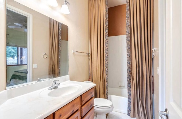 Charming 2-bedroom townhome in welcoming Tubac!
