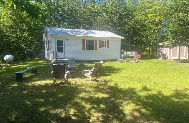 Charming 2-bedroom cottage in welcoming Grand Marais, Michigan.