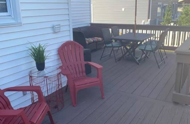 Charming 2-bedroom house in wonderful Spring Lake Heights - Dogs Welcome
