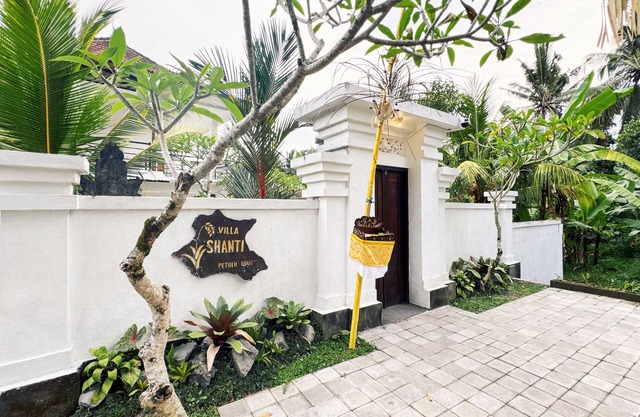 Charming 2-bedroom villa with WiFi, AC in Ubud, Bali