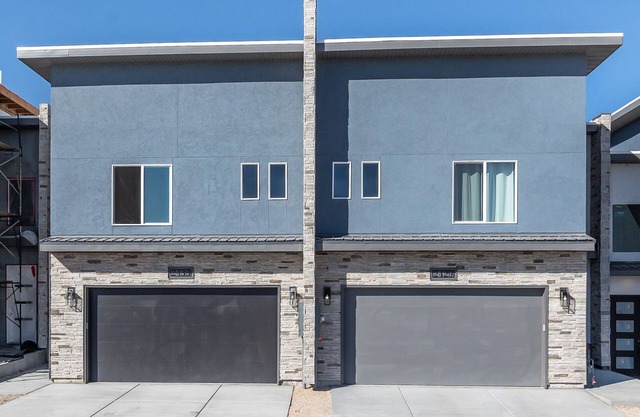 Charming 2-single rooms townhome with AC, WiFi in welcoming Elko