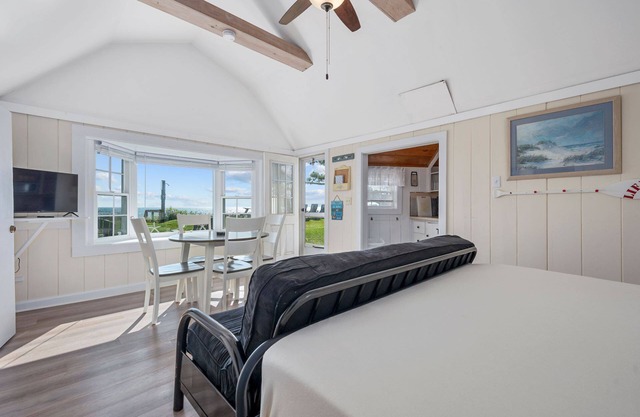 Charming 2BR/2BA coastal retreat with Nantucket Sound views