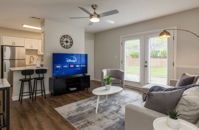 Charming 2BR Hoover Retreat w/ Easy Parking