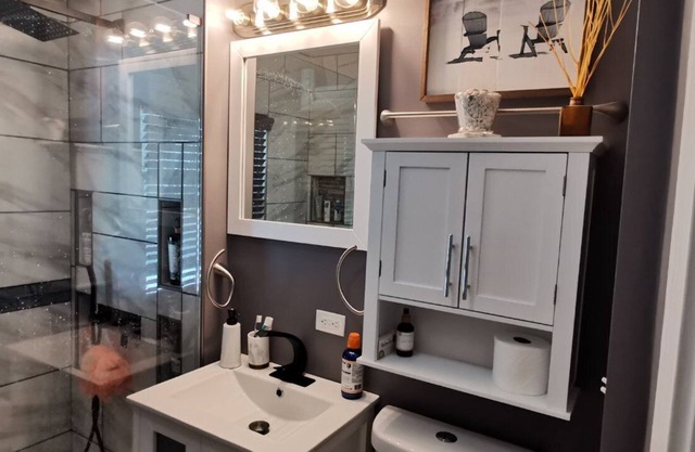 Charming 3 bed/2 bath town home with gorgeous back yard