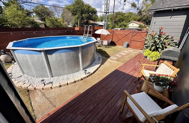 Charming 3-bed casa with Pool, AC & WiFi ThePearl Airport TDY/Traveling Nurses