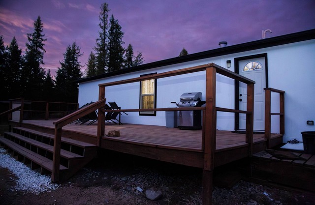 Charming 3-bed house on a forested 7 acres near Sandpoint and Coeur d'Alene