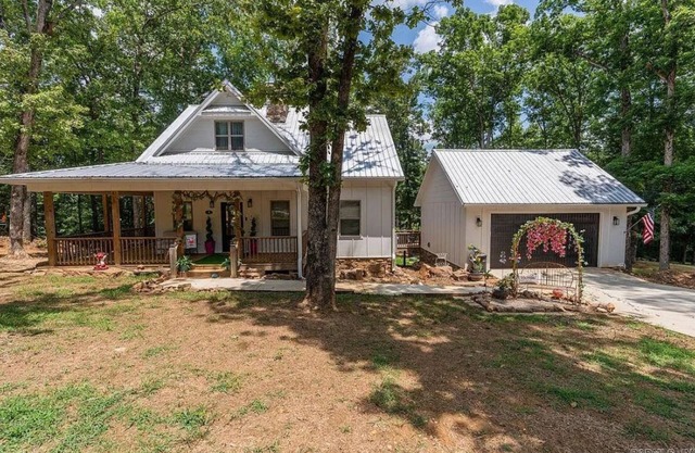 Charming 3-bedroom cottage in peaceful Heber Springs