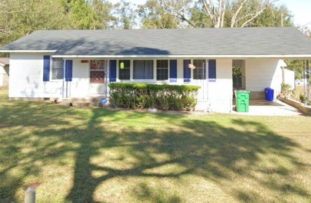 Charming 3-bedroom cottage in Sylvester with AC and WiFi