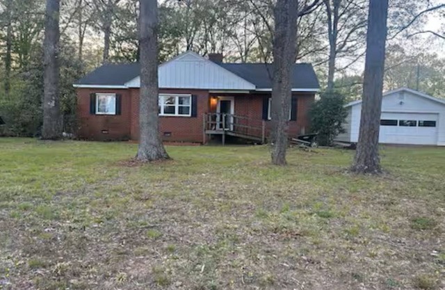 Charming 3 Bedroom Getaway