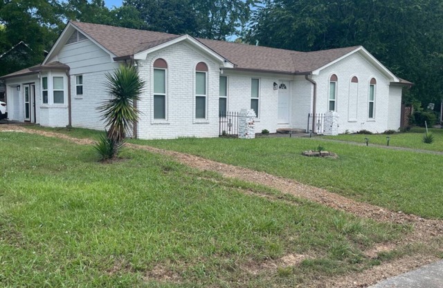Charming 3-bedroom house with WiFi and AC in Birmingham