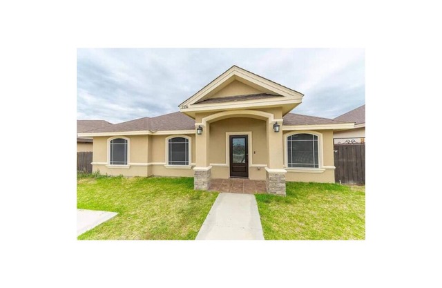 Charming 3 Bedroom home in great neighborhood