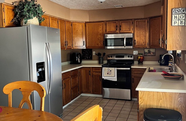 Charming 3-bedroom house in Rio Rancho, quick access to Albuquerque