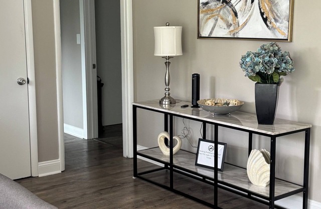 Charming 3-bedroom house in Wilmington with ACnLarry's Love is centrally located