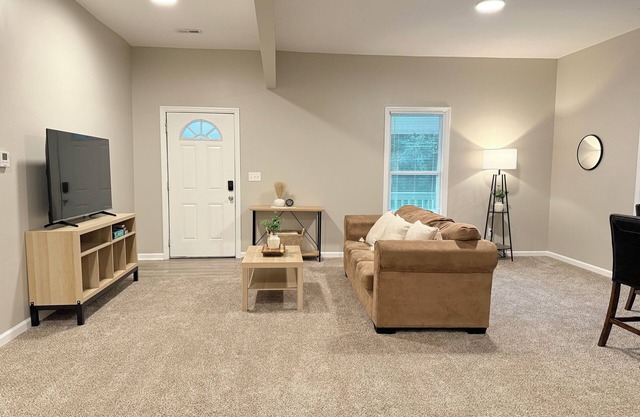 Charming 3-bedroom house in Clt