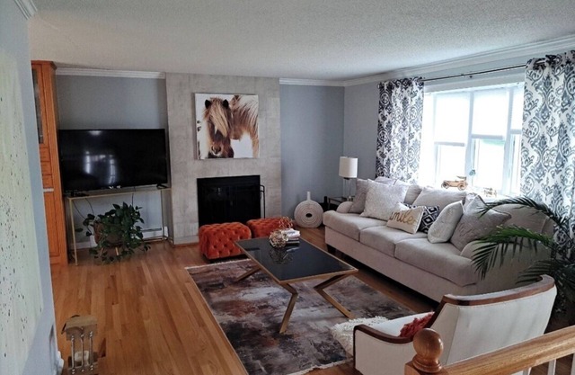 Charming 3-bedroom house with WiFi, AC in delightful Waterbury