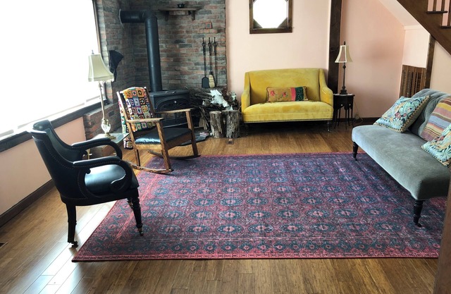 Charming 3-bedroom home on quiet country road near adorable Catskill