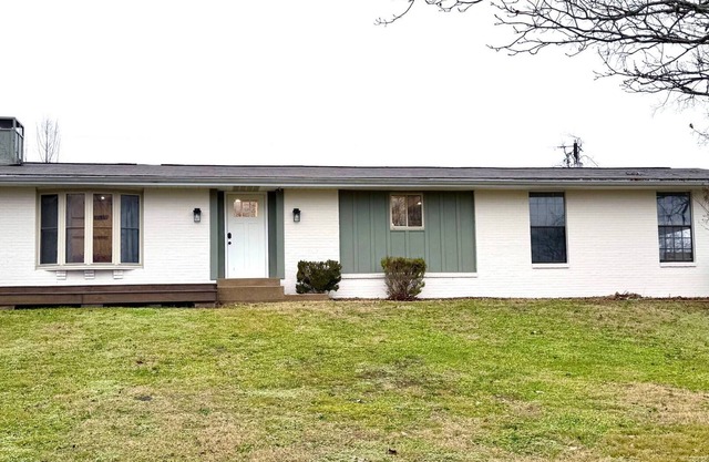 Charming 3-bedroom house with AC, WiFi in tranquil Cotter