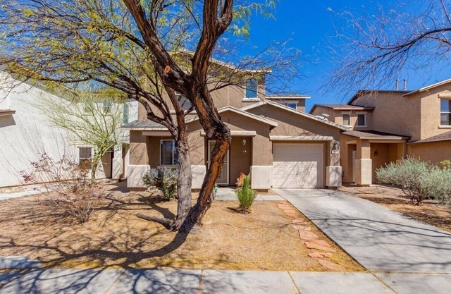 Charming 3-bedroom house with AC, WiFi in delightful Tucson