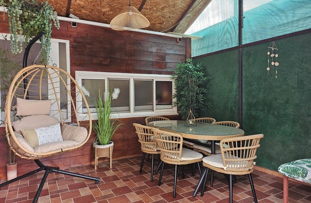 Charming 3-bedroom mobile home with WiFi, AC in gorgeous Playa Honda in La Manga