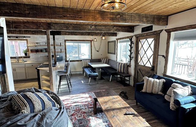 Charming 3-bedroom Tabernash Tavern at Winter Park