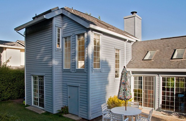 Charming 3 Bedroom Tiburon Home SUMMER Only 6/20-8/15/23, monthly minimum