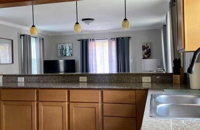 Charming 3-bedroom house close to Mall of America and downtown Twin Cities