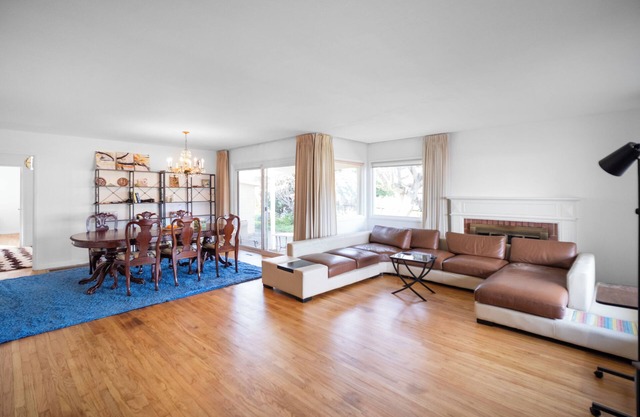 Charming 3-bedroom house in terrific San Leandro with AC, WiFi