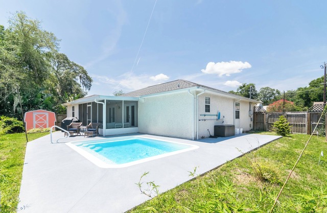 Charming 3-bedroom house with AC, WiFi in awesome St. Augustine