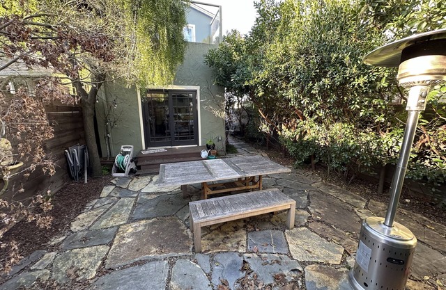 Charming 3-bedroom villa house with ADU in Temescal Oakland with AC, WiFi