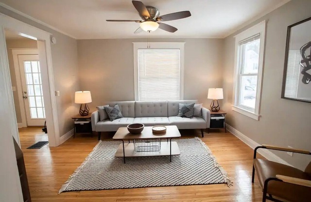 Charming 3 BR N Winton Village House