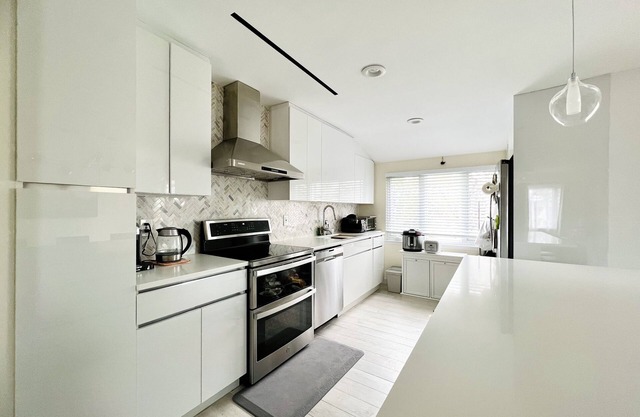 Cosy Modern Home