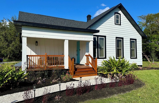 1917 Rustic Modern Farmhouse in Sanford