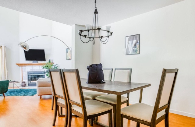 Charming 3BR Townhouse in San Jose