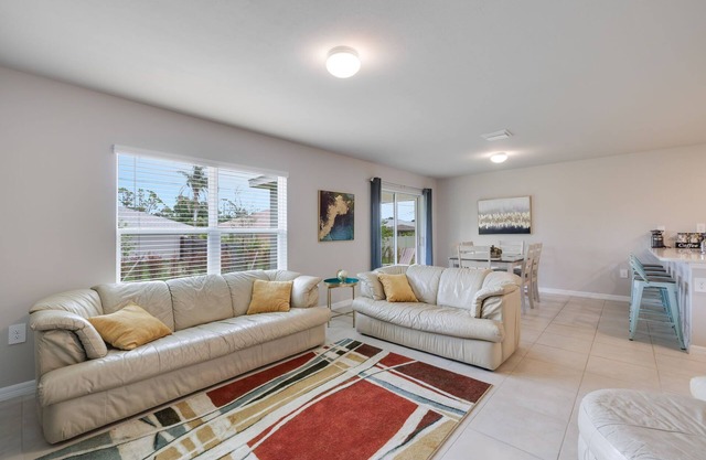 Charming 4-bedroom house near Englewood beach and Charlotte Sport Center