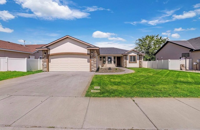 Charming 4-bedroom house with AC and WiFi in welcoming Twin Falls
